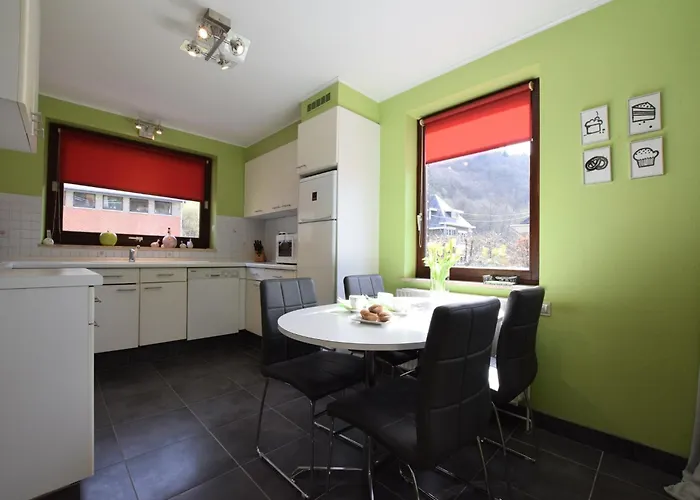 Cozy Family Feriehus La-Roche-en-Ardenne