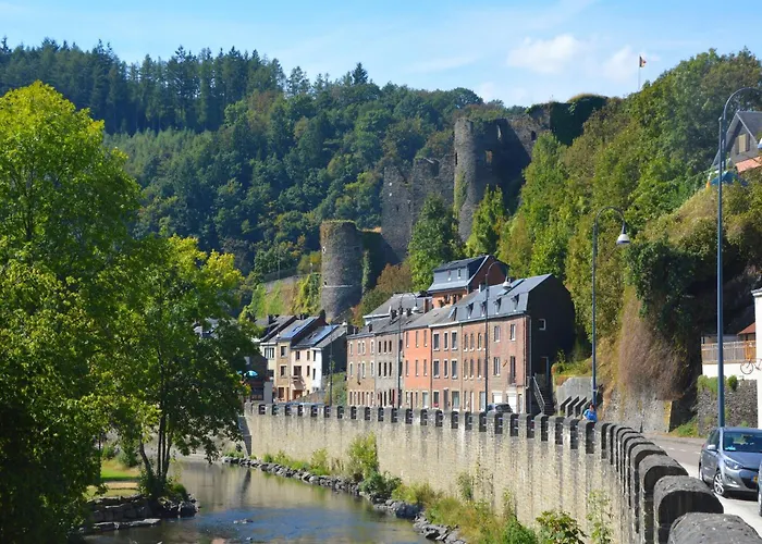 Cozy Family Feriehus La-Roche-en-Ardenne